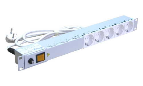 Блок розеток с выключателем Ижтехноком, выход: 5-ЕВРО, вход: шнур с евровилкой