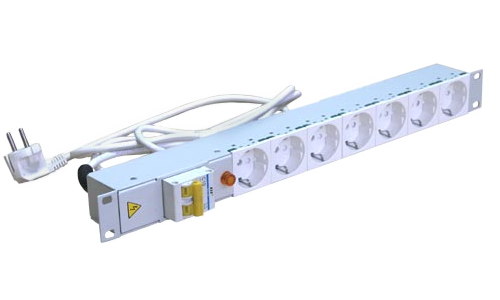 Блок розеток с автоматом 10A Ижтехноком, выход: 7-ЕВРО, вход: шнур с евровилкой